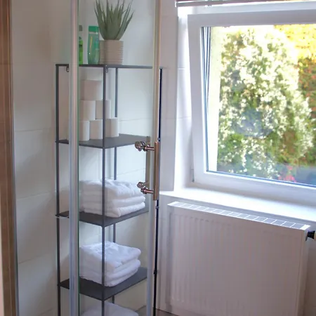 White Z6 Apartment *
